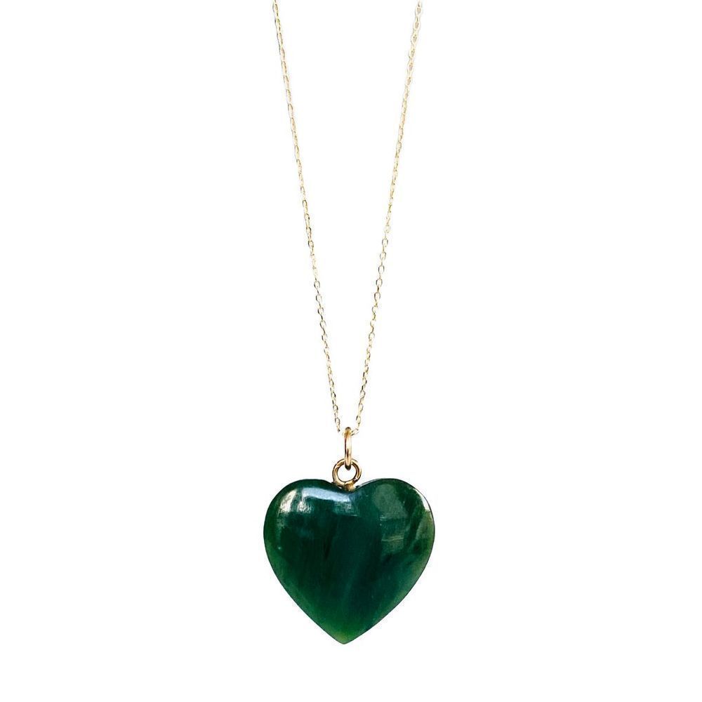 Stunning 30ct Jade Heart Pendant - Picture 4 of 8